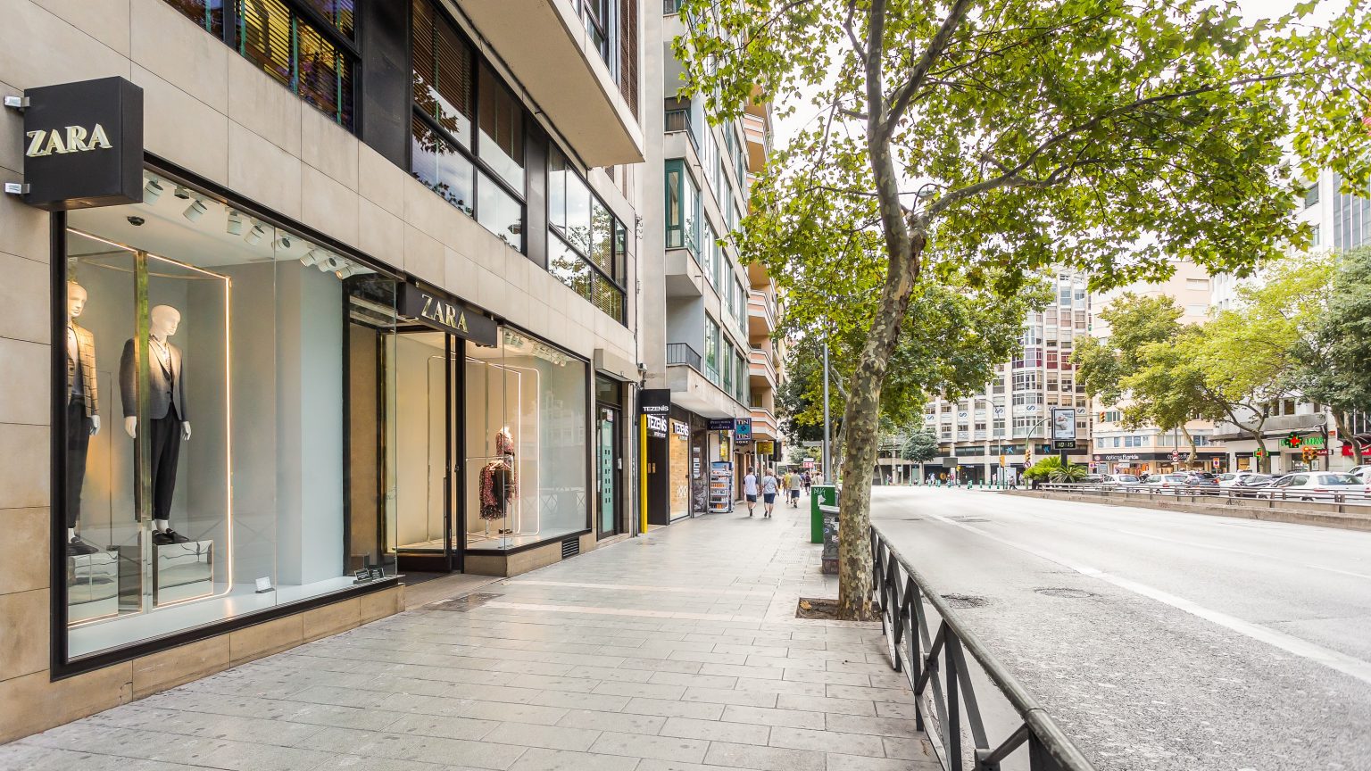 palma_de_mallorca-av._alexandre_rosello_26-tienda_zara_web.012