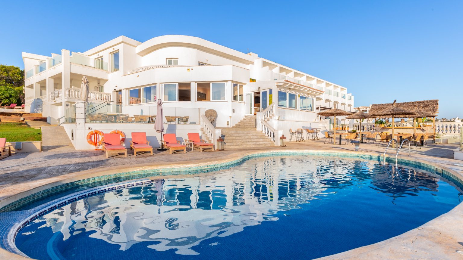 Cala_Murada_Arago_Outside_HD_6