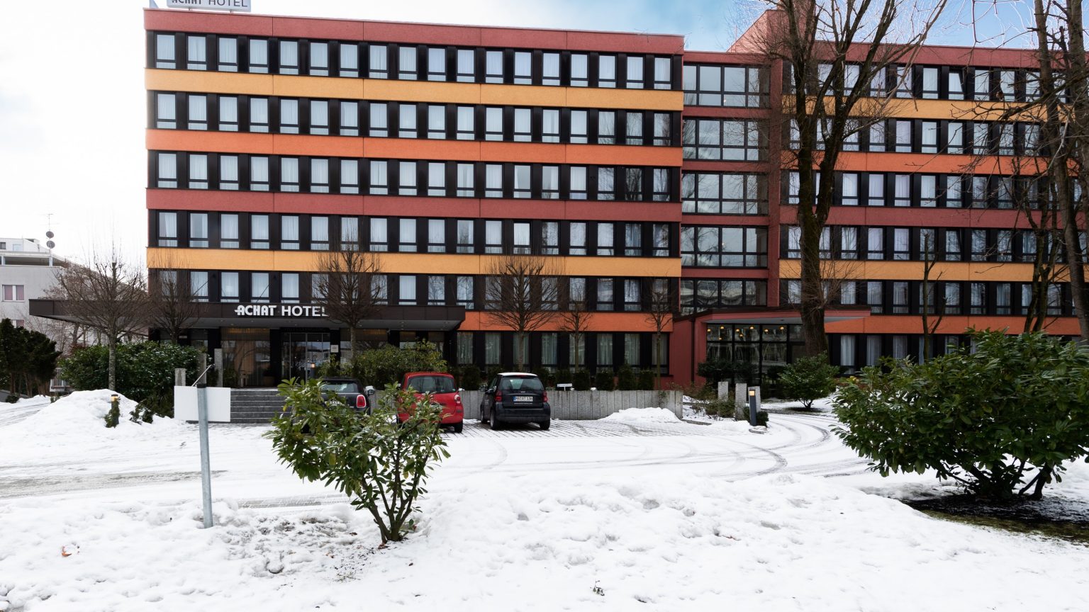 muenchen_perchtingerstrasse_achathotel_aussen-7004